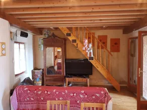 Country house ideal for a family - Image 2