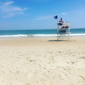<2 blocks to beach & town, sleeps 18, elevator - Image 3