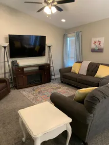 10 beds! Beautifully Modern Idaho Falls Home! - Image 4