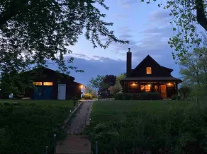 Wisconsin Waterfront Getaway - Image 5