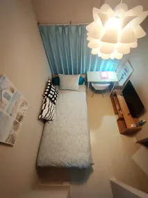 Rainbow's Apartment 3, apartment with single bed and futon - Image 3