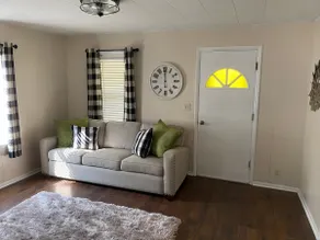 Farmhouse Charm - Image 4
