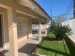 Comfortable and safe house, with parking - Image 2