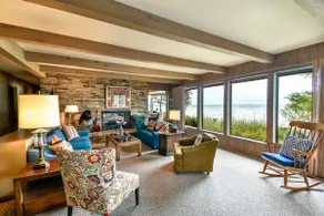 Lake Michigan Beach Home by Frank Lloyd Wright pro - Image 5