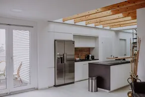 THE SKY SUITE 5 –LINZ ROOFTOP LOFT –WHIRLPOOL - Image 2