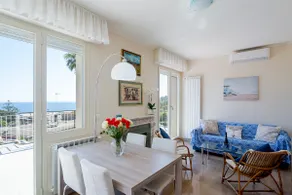 GuestHost - Tre Ponti Penthouse Terrace & Seaview - Image 2