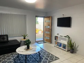 Leafy Andergrove Home, 5 Min to Mackay CBD - Image 2