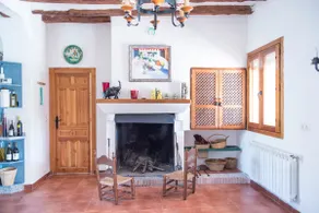 Villa Montesa - Privileged Environment - Image 3