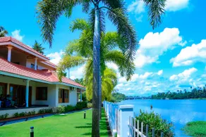 Lake View (Entire) Home in Kochi (River Whisper) - Image 2