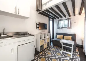 Chic Marina loft+Private Patio Retreat+ Firepit - Image 3