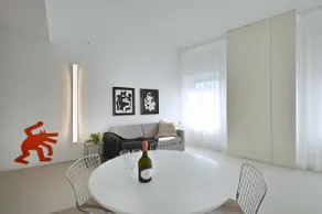 Apt. in historic centre: space, light & style! - Image 4
