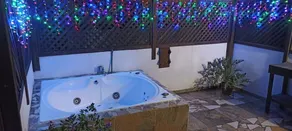 A Restful House with an Incredible Jacuzzi - Image 3