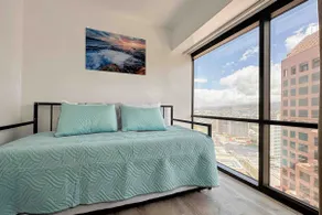 2BR High Floor Free Parking - Image 3