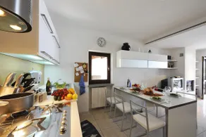 Cottage with garden and beach on Lake Como! - Image 5