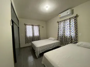 Large air-conditioned apartment, garage and terrace - Image 4