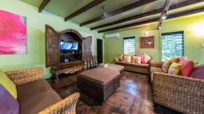CELADON Holiday House - Image 4