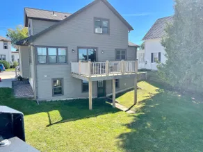 East River Retreat, WATERFRONT+ Fire Pit+Pet friendly - Image 2