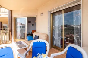 FUENGIROLA , Beach, Centre ,Balcony with seaview, for 4 persons - Image 3