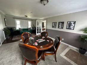 Bardstown w/Hot Tub & Poker Table - Image 3