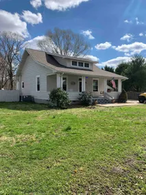 Charming Sears craftsman 1 bedroom porch home - Image 3
