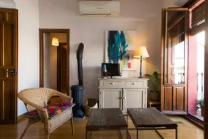 Apartment in a typical 19th century Sevillian house - Image 4