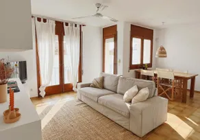 Spacious and bright apartment one minute from the sea - Image 3