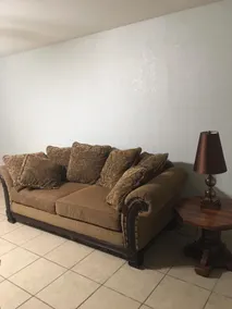 ”The Lone Star” 2 bed, 2 bath on Hwy. 82, near DT - Image 5