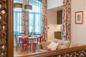 Mar Mar Unique Apartment in Antique Style - Image 2