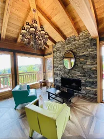 Luxury Chalet - Image 2