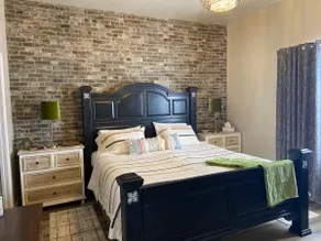 Like New. 2 Bedroom / 2 Bath home in St. James - Image 4