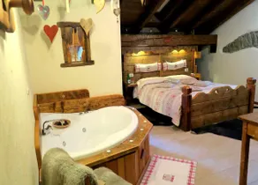 Romantica suite con vasca idromassaggio - Image 2