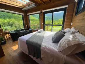 Luxurious chalet overlooking the Canyons - Image 3