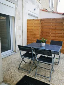 Cozy house with courtyard – 4p – Linen and Wi-Fi included - Image 4