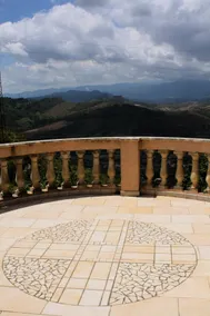 ENCHANTING VILLA NEAR GERACE - Image 3