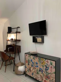 Margotte's hidden studio - Image 2