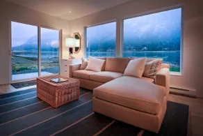 Beach Condo Juneau - Øvre niveau - En fantastisk 180˚ udsigt over kanalen! - Image 2