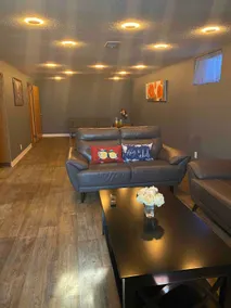 Spacious Home Central-Lincoln. Key less - Image 2