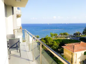Thalassa Sea View Suite - Image 5