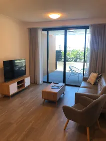 The Peninsula 2 Bedroom Apartments - Image 4