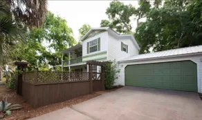 Perfect location- Cottage Retreat in historic area - Image 2