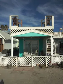 Charming Beach House on the Sand - Image 3