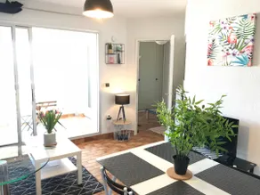 Exceptional! Apartment with stunning sea view + parking - Image 2