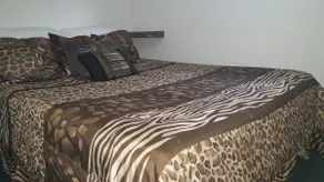 African Safari - Cabin w/ 1 Queen & 1 Double - Image 5