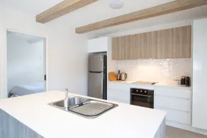 Eighty Seven on Byrnes | No.1 - Coastal Apartment - Image 5