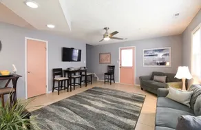 The Hunt's Beach House - Image 3