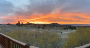 Pet Friendly cabin w/ fireplace and mountain views - Image 4