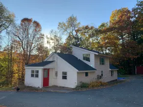 Modern & Rustic Guest Cottage - Image 2