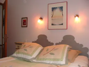 Beautiful 2-room in Quillat Béarnaise house - Image 4