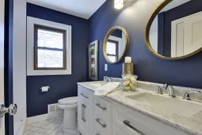 Designer Rental in Excelsior - walk to everything! - Image 4