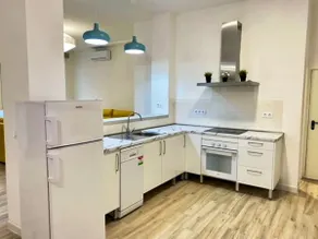 Flamenca Triana - Spacious apartment with 2 bathrooms and WiFi - Image 2
